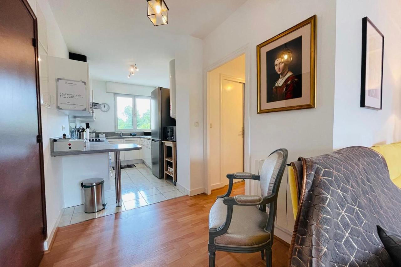 La Belle Ferronniere Appartement Avec Environnement Paisible อองบวส ภายนอก รูปภาพ