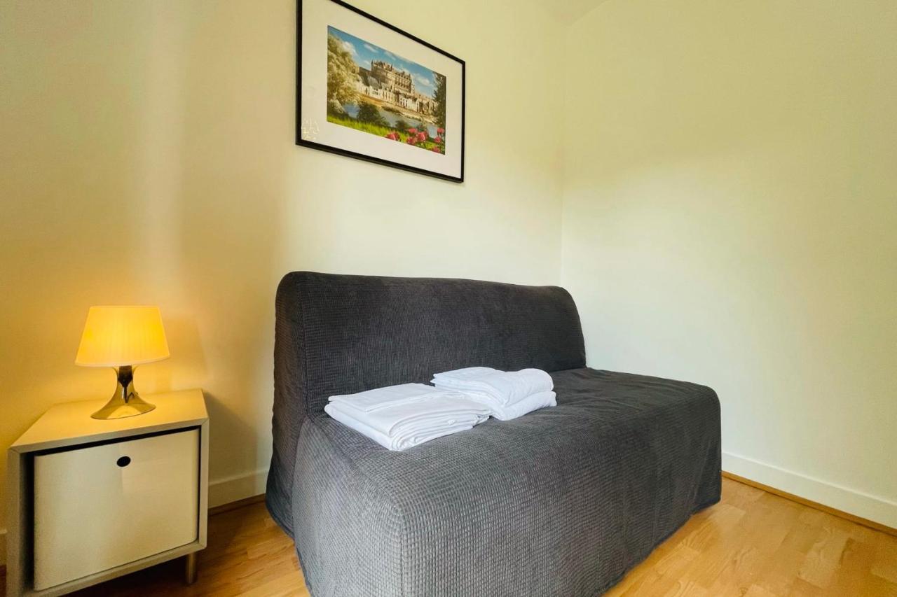 La Belle Ferronniere Appartement Avec Environnement Paisible อองบวส ภายนอก รูปภาพ